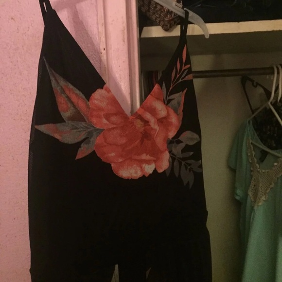 Romper - Picture 2 of 3